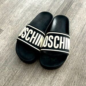 Moschino platform slide